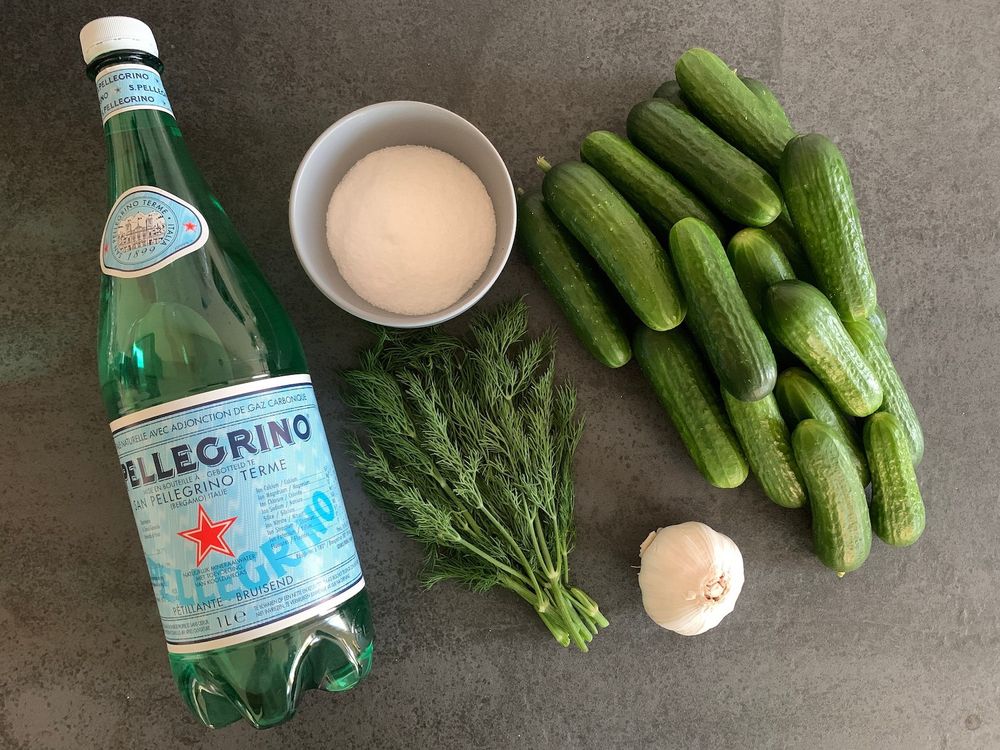 Ingredients for half sour pickles: cucumbers, dill, salt, garlic, water | Cook With ❤